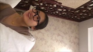 023 露脸可爱文学院大二眼镜妹子说喜欢小一点的鸡 Part 1 – FuckAsianBeauty.com