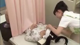 Deliciosa niña es abusada por el medico pervertido VER Completo: http://bit.ly/2HJMXQj