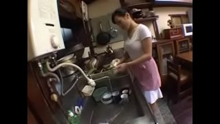 The boy had peek his mom masturbate