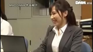 人目を忍んで愛し合う情欲のオフィスレズビアン 水野朝陽 花崎りこ