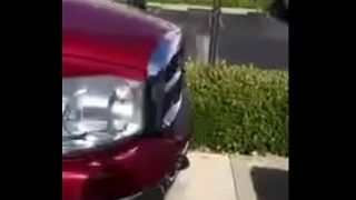 精品主题宾馆偷拍中年大叔约样貌身材很不错的美女人妻偷情,担心满足不了还带了道具,没想到竟操了3次