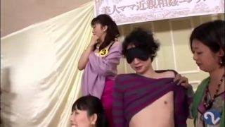 Japanese mom that pussy is better Full:  bit.ly/2lYIHUV