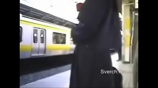 Japanese women in the subway. follow the link and register   https://clck.ru/FiShe