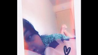 Xochtli’s footsie morning snaps