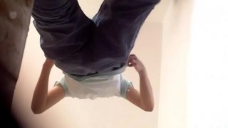 高中生厕所偷拍2